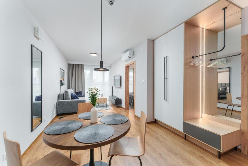 Akces Apartamenty Kasprowicza 20C- Basen, Sauny, Jacuzzi, Silownia W Cenie - Schwimmbad, Saunen, Jacuzzi, Fitnessstudio Im Preis Kołobrzeg Buitenkant foto
